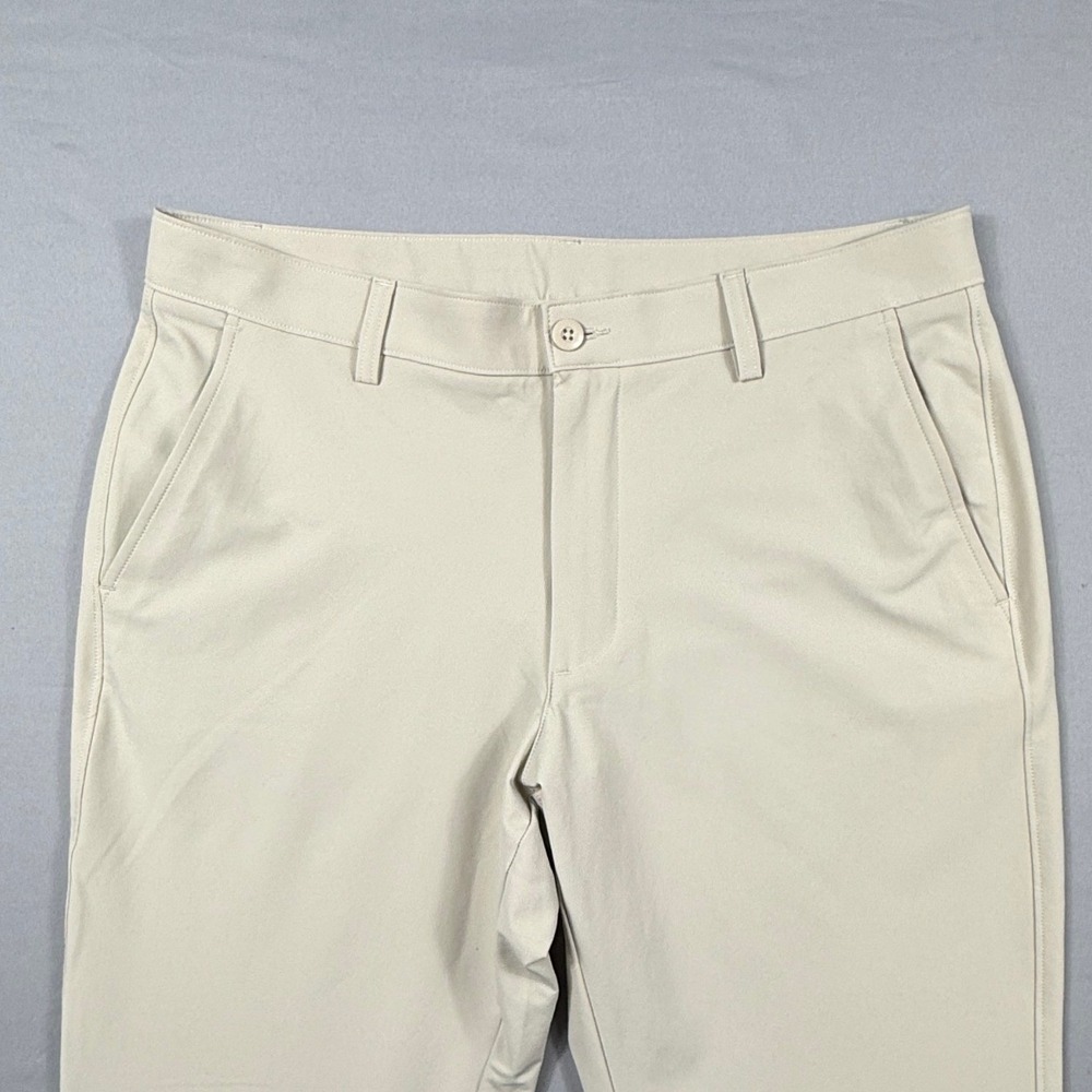 Under Armour Drive Golf Pants Tan Khaki Straight Leg Mens Sz 36/32